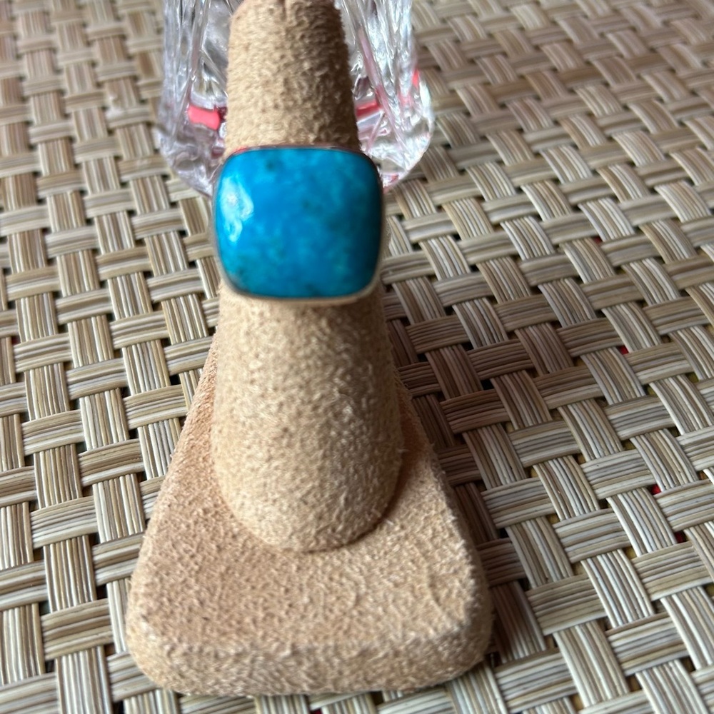 925/ sterling Turquoise Blue Statement Ring size 8